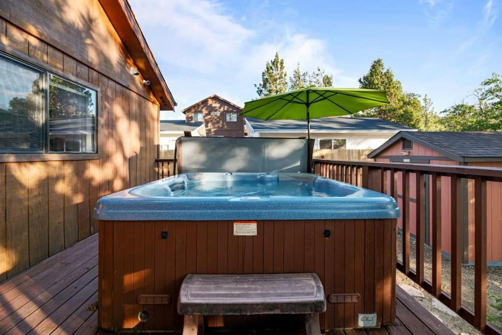 Villa Grove By Rather Be Properties Big Bear Lake Exterior photo