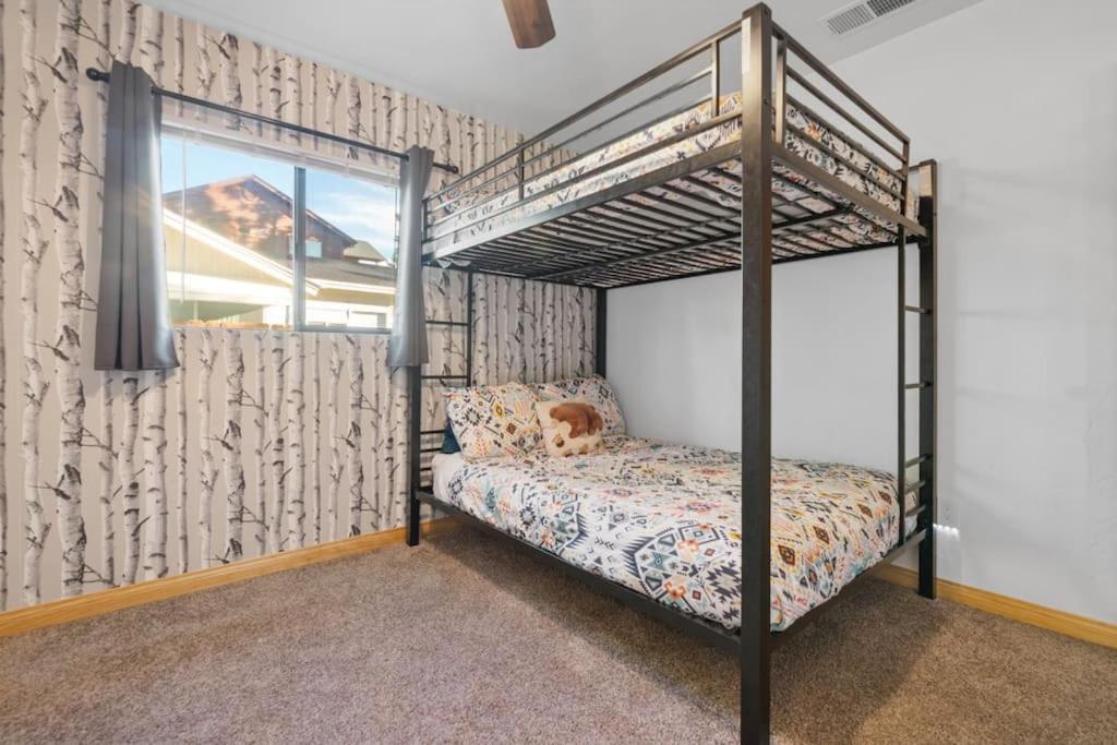 Villa Grove By Rather Be Properties Big Bear Lake Exterior photo
