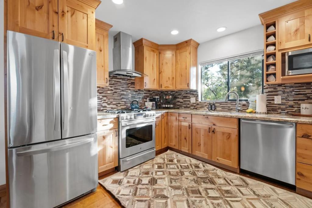 Villa Grove By Rather Be Properties Big Bear Lake Exterior photo