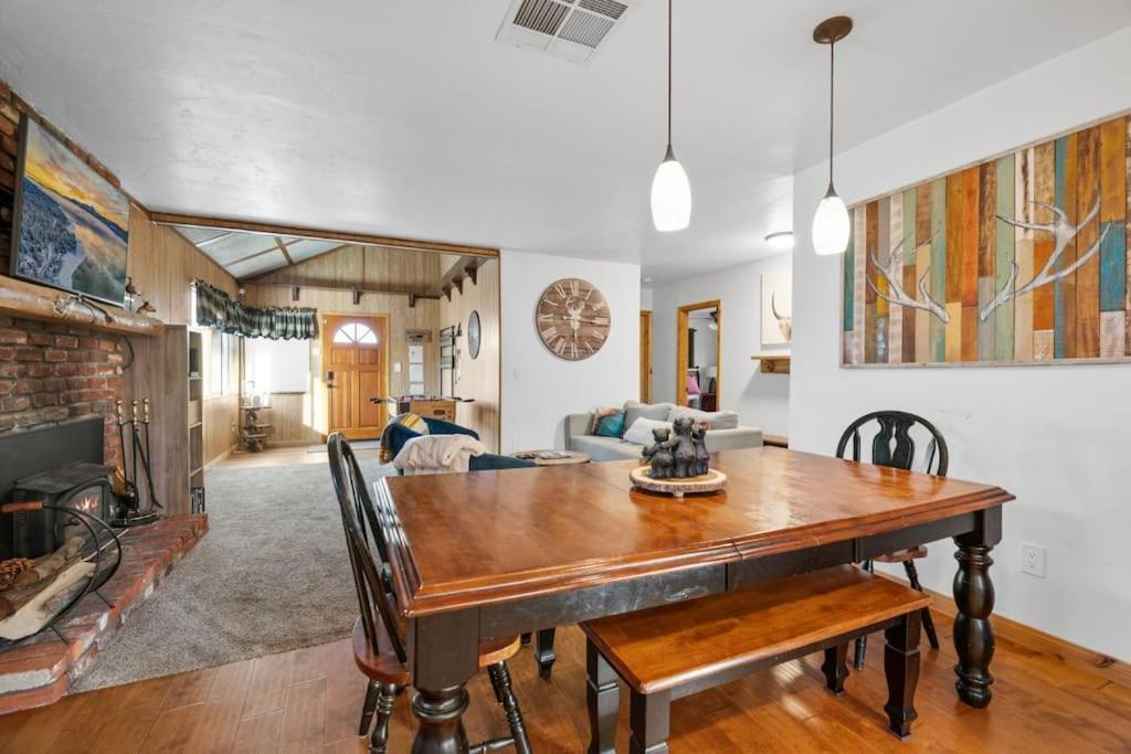 Villa Grove By Rather Be Properties Big Bear Lake Exterior photo